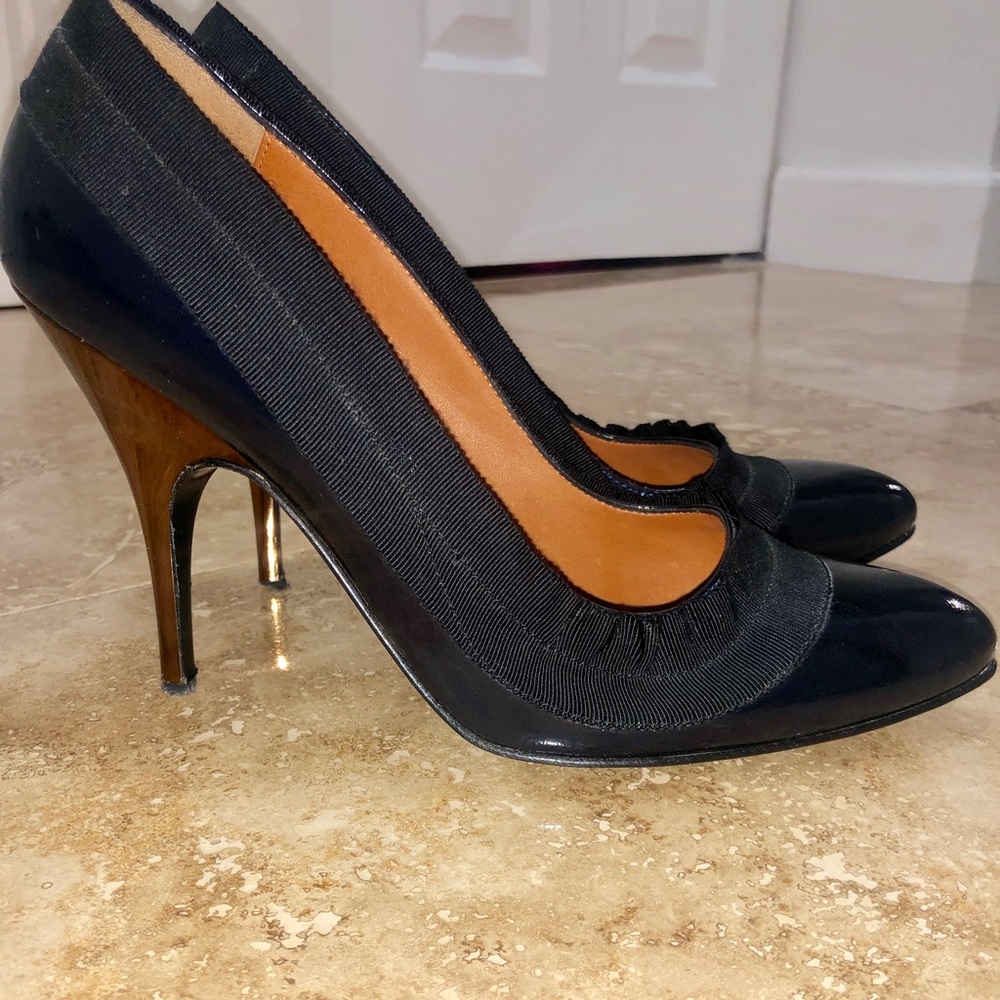 Lanvin Winter 2008 Navy Blue Patent Leather Pumps